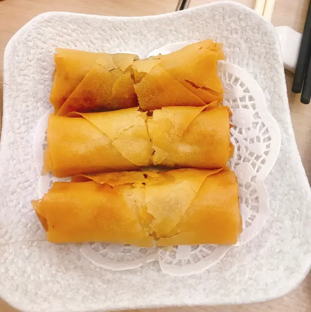 泰式手撕雞春卷