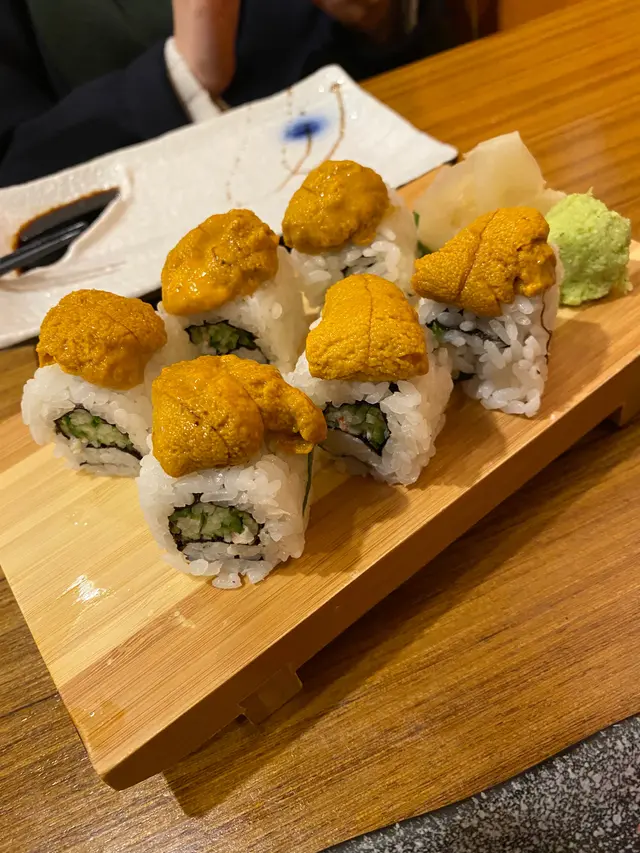 海膽蟹肉反卷