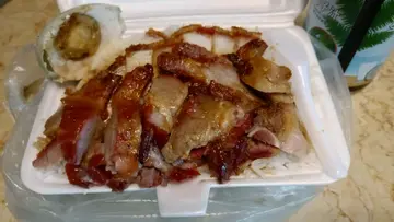 烧肉叉烧双拼饭 $25