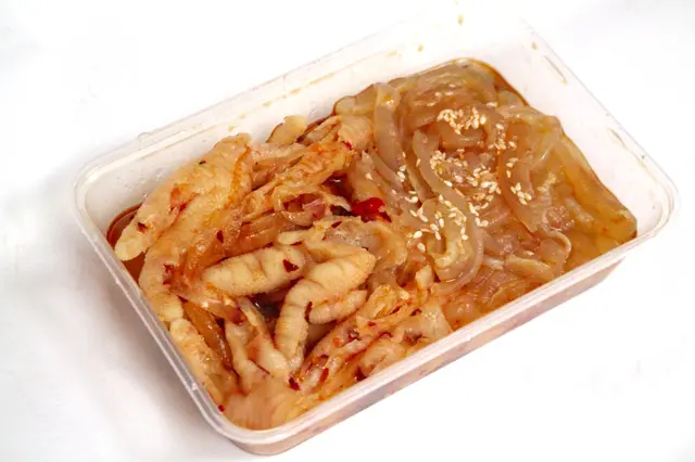 泰式鳳爪拼海蜇