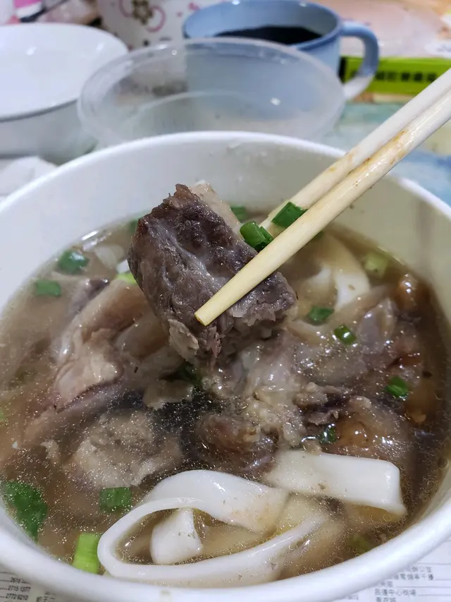 清燉半筋半肉麵