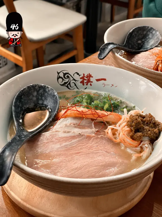 蟹膏湯底慢煮叉燒拉麵