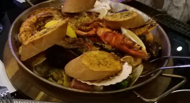 烤龍蝦及海鮮拼盤