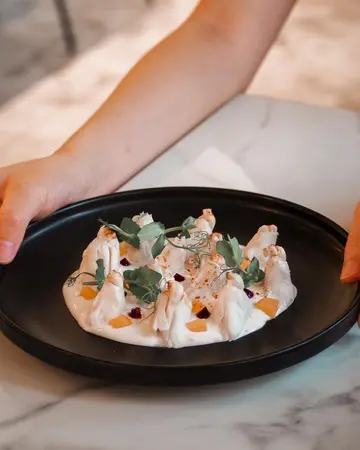 Marinated  crab  meat