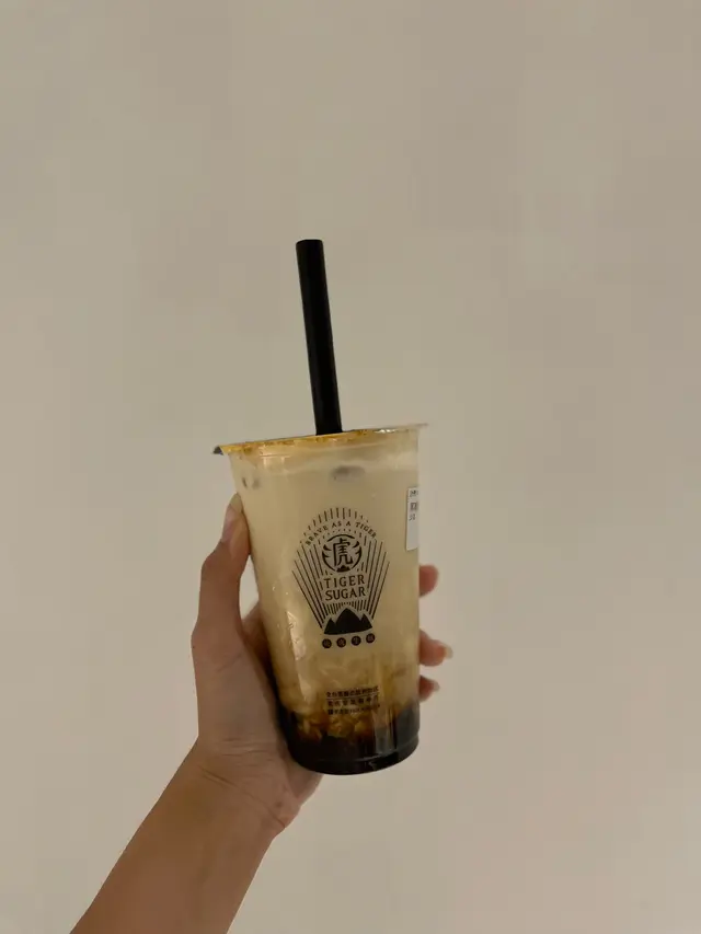 黑桃波霸豆腐花厚鮮奶