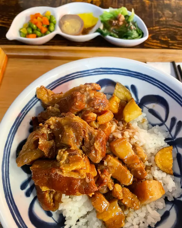 薯仔豬軟骨便當 