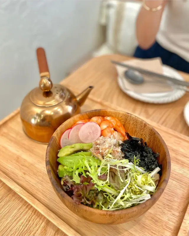 🥑龍蝦湯配牛油果大蝦稻庭烏冬