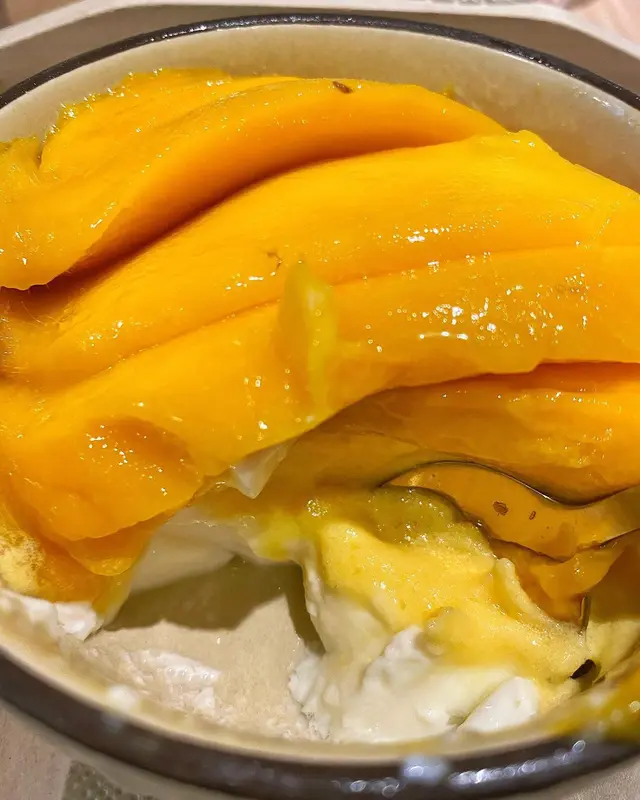 芒果奶昔雙皮奶