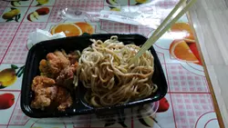 鹽酥雞伴面