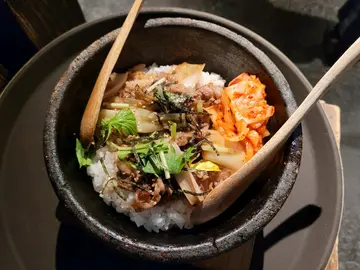 石鍋牛肉飯