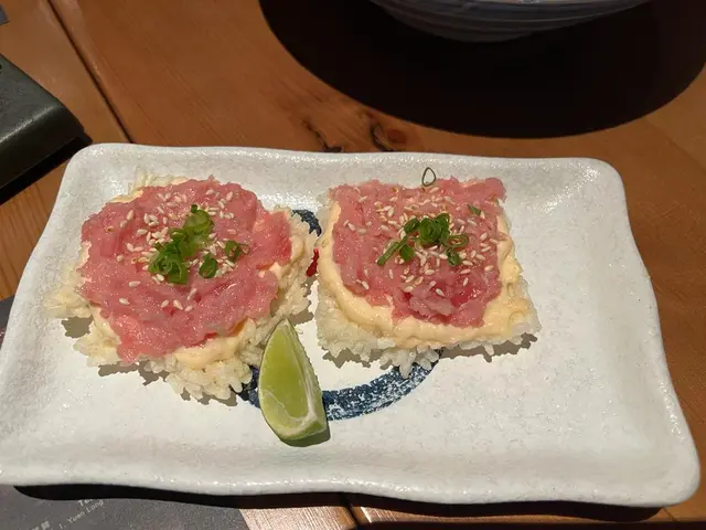 蔥吞拿魚腩薄脆