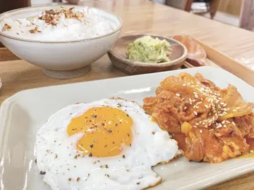 韓式高麗菜炒五花腩定食