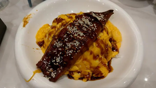 滑蛋蒲燒鰻魚飯