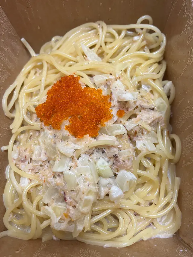 粒粒蟹肉意粉
