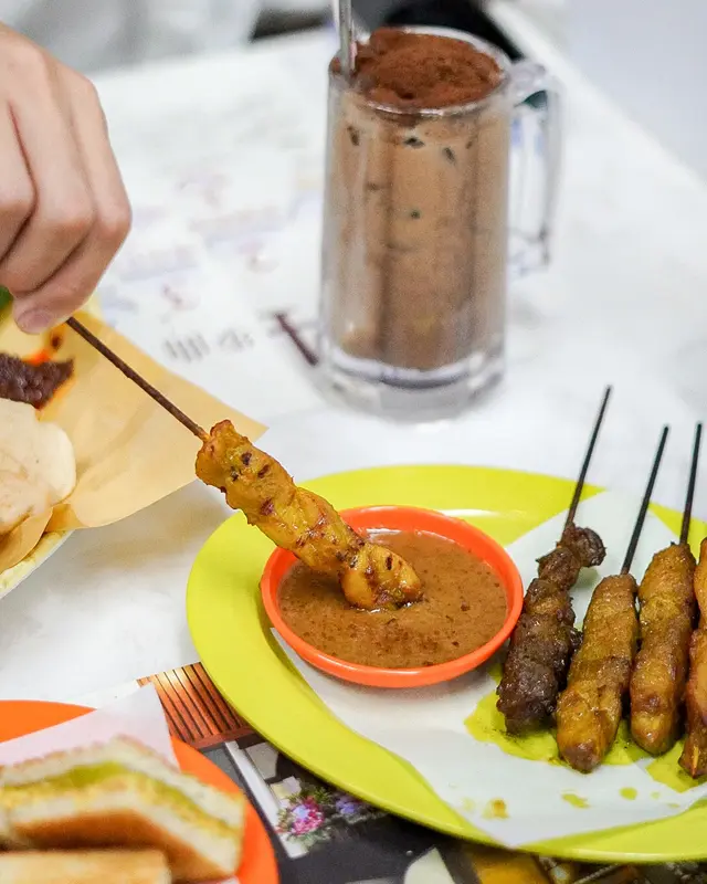 雞/牛/豬串燒 6串