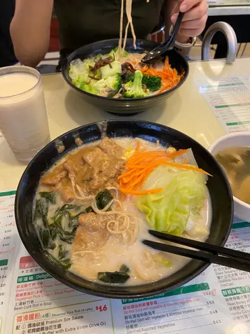 沙爹牛肉蕎麥面