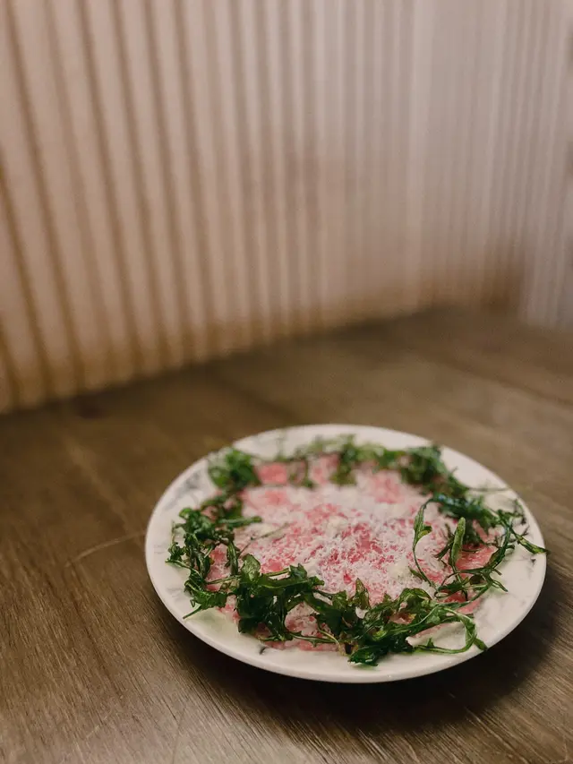 牛肉刺身