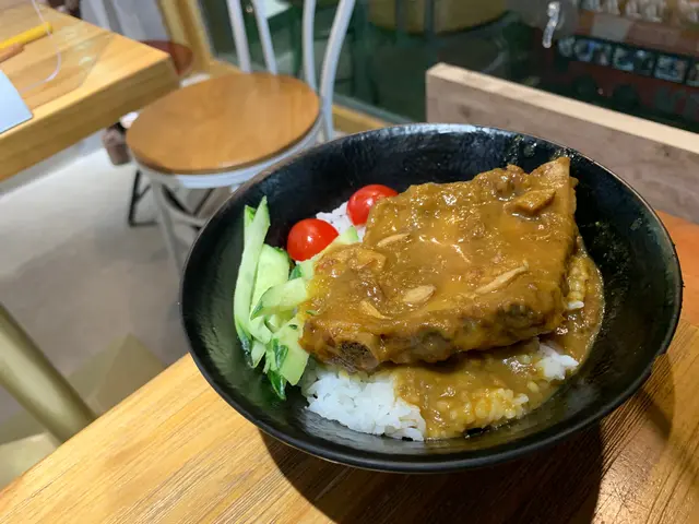峇里式豬肋骨飯
