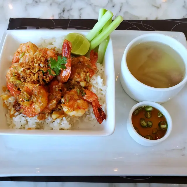 泰式蒜茸虎蝦配白飯