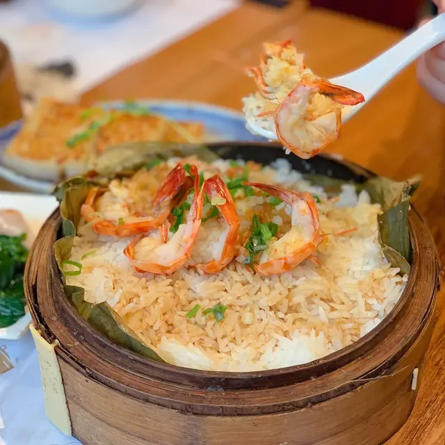 籠仔金銀蒜海蝦飯