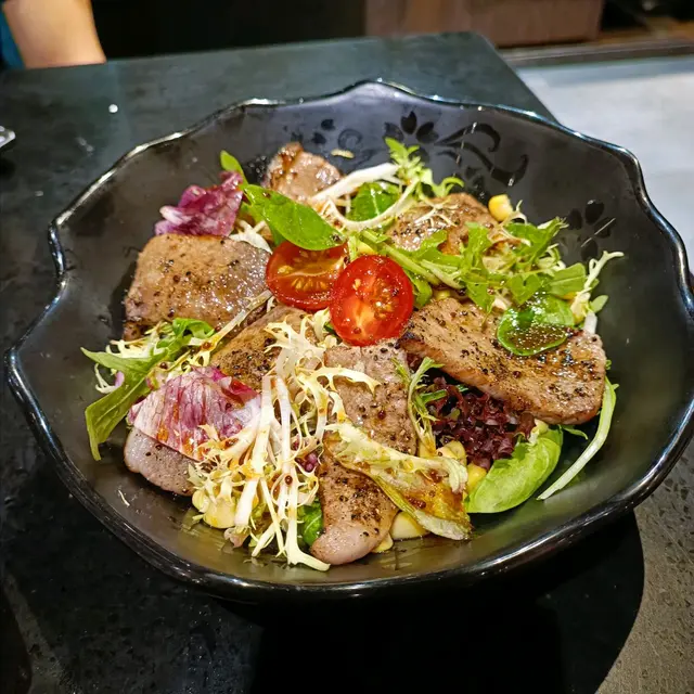 和牛沙律