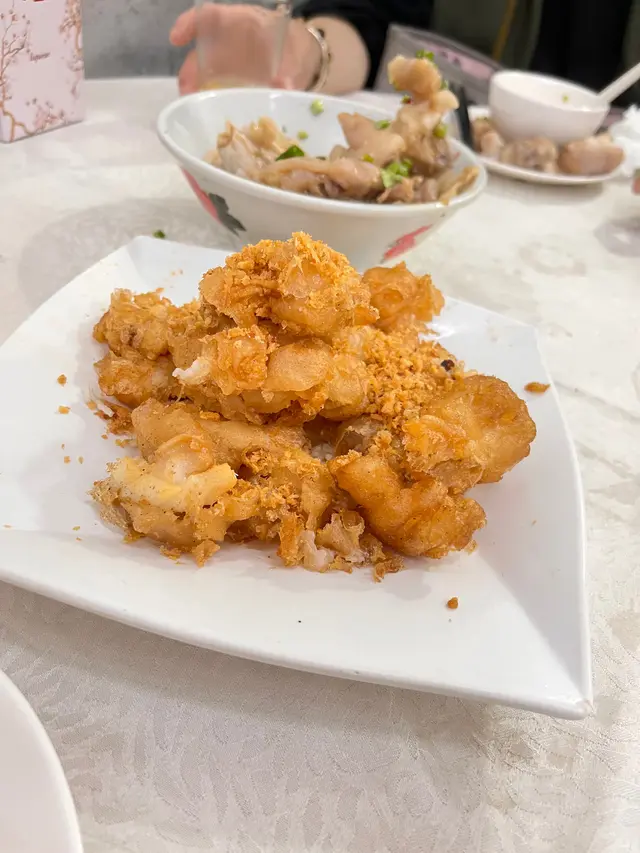 滷豬手，椒鹽鮮魷