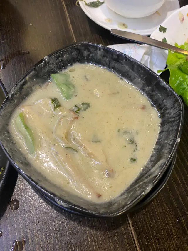 青咖哩豬頸肉