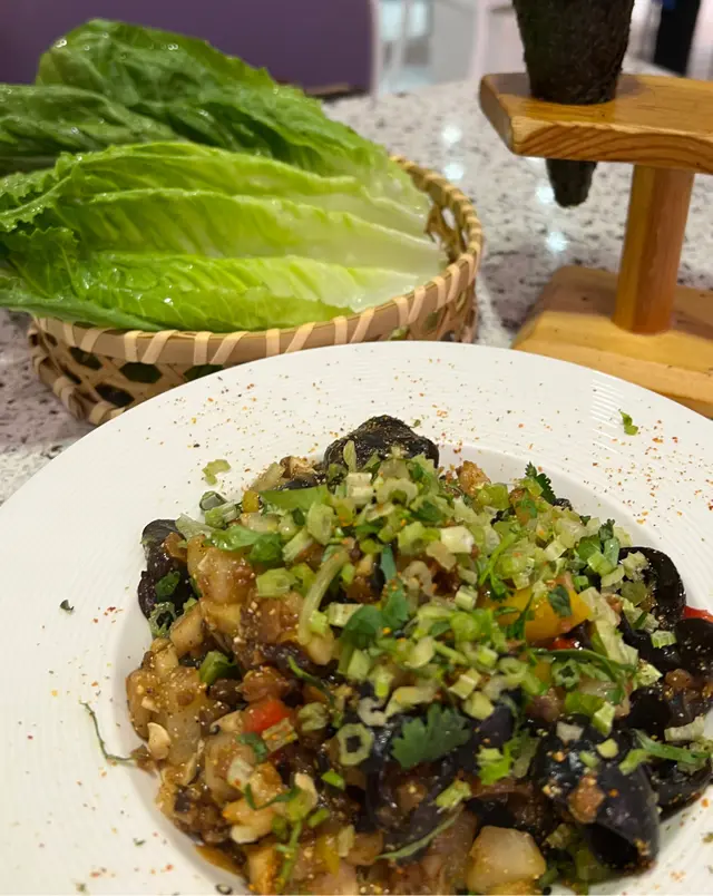 少許辣,非常惹味,生菜新鮮,爽脆