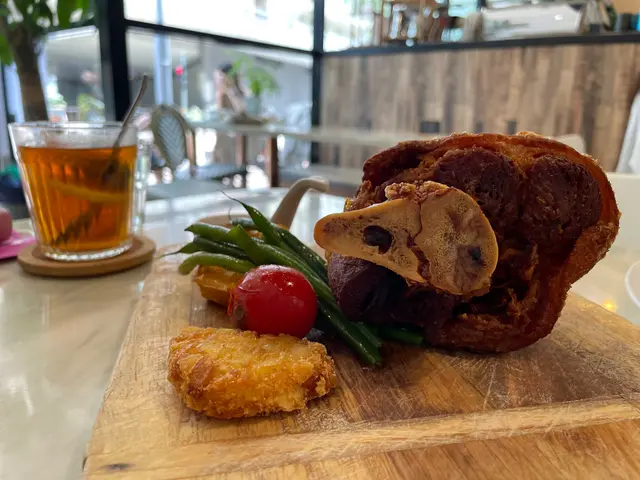 脆炸德國鹹豬手