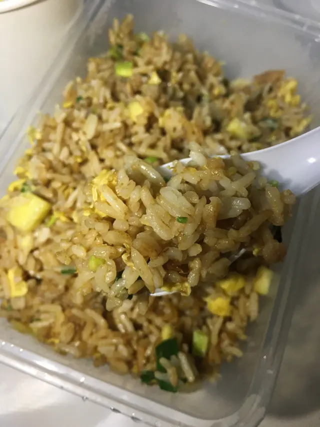 大澳蝦醬生炒牛肉飯