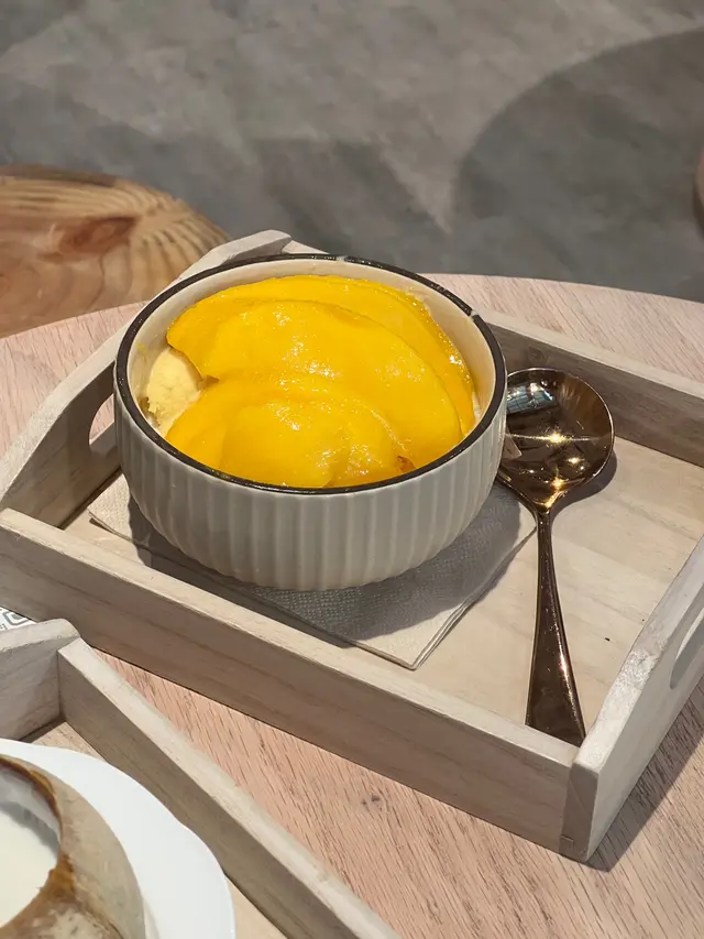 芒果奶昔雙皮奶