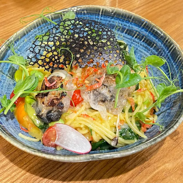 黃金廣島蠔櫻花蝦蕃紅魚湯意大利麵