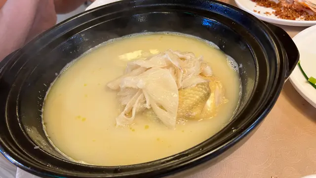 🙄🫥$488有8折,但係物非所值 只係濃湯寶+翅….