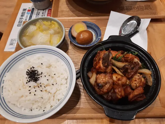 煲仔塔香三杯雞定食