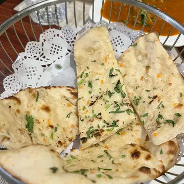 Garlic Naan 蒜味烤饼