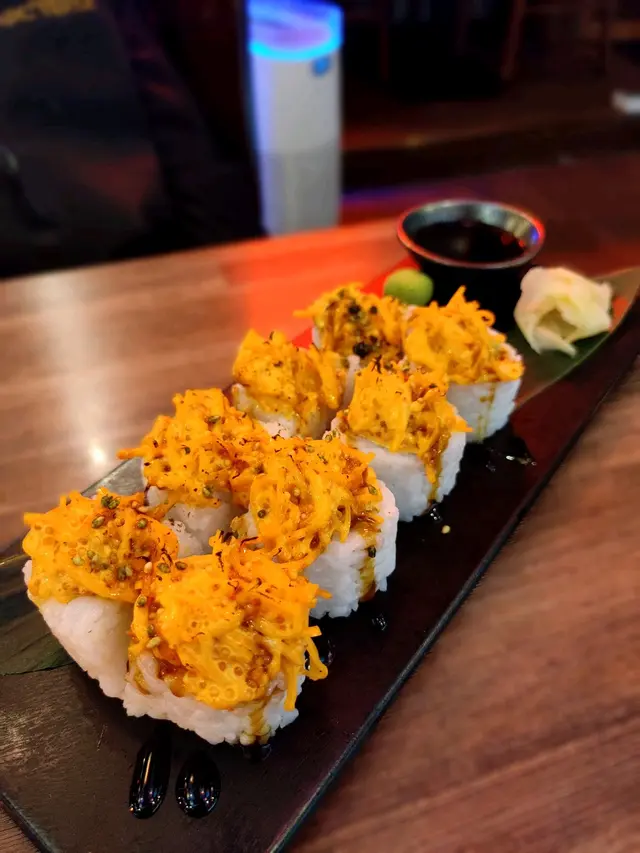 Spicy Salmon Dynamite Roll