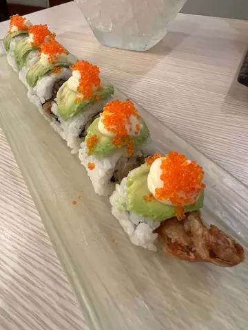 牛油果软壳蟹卷