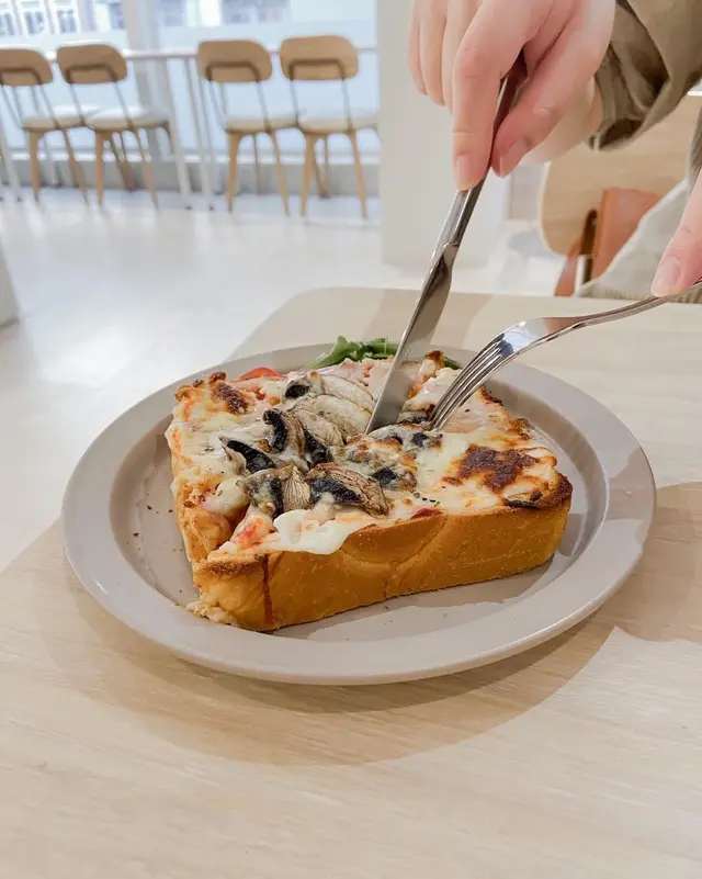 𝗣𝗼𝗿𝘁𝗼𝗯𝗲𝗹𝗹𝗼 𝗣𝗶𝘇𝘇𝗮 𝗧𝗼𝗮𝘀𝘁