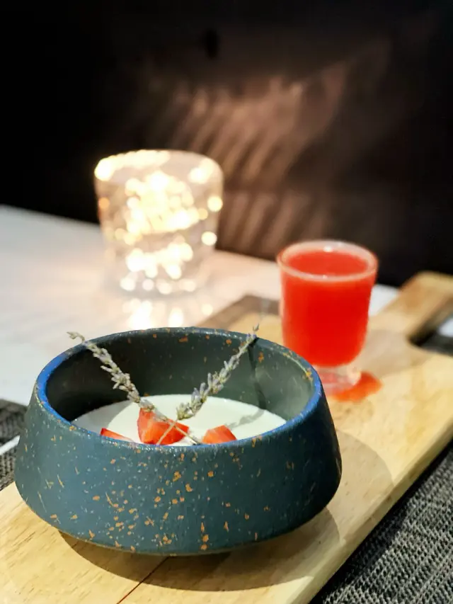 薰衣草奶凍.士多啤梨凍湯