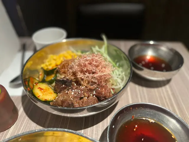 韓式烤肉拌飯