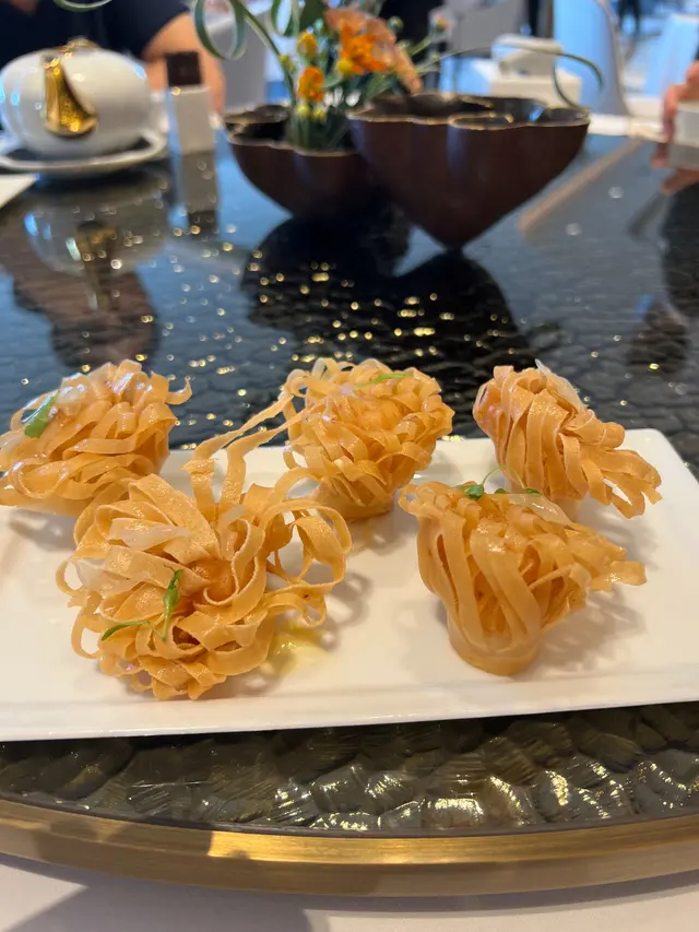 滿園花菊脆春卷