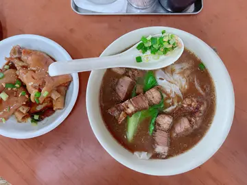 潮式牛腩河