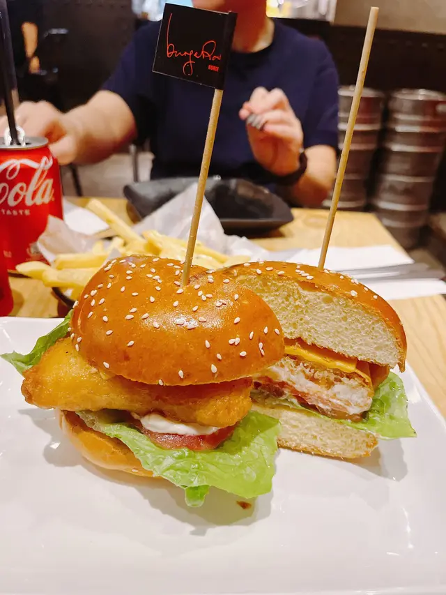 香脆鱈魚柳漢堡