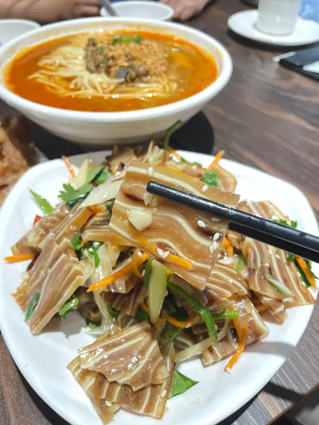 千層醬豬耳
