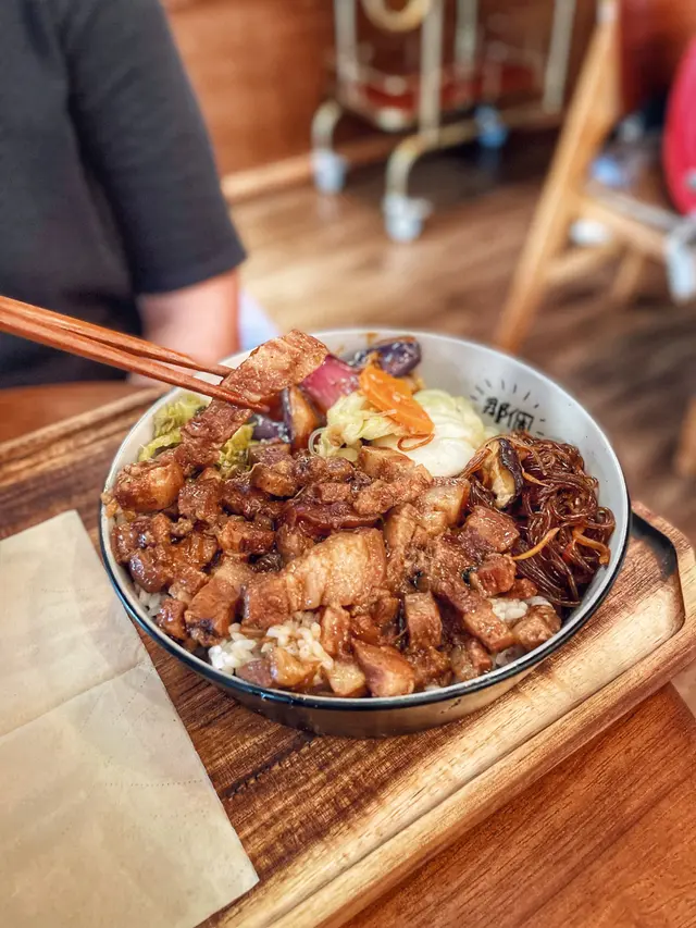 古早味手工滷肉便當