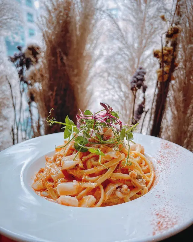 法式藍蟹肉蝦膏汁扁意粉