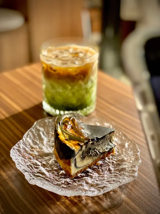 黑芝麻芝士蛋糕