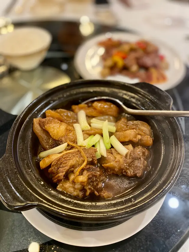 柱侯牛筋腩煲