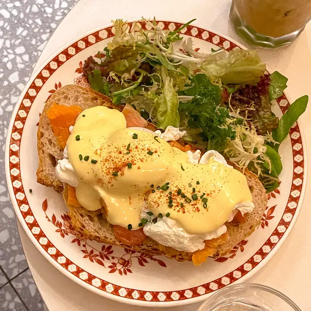 煙三文魚班尼迪蛋酸種多士