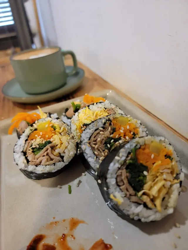 豬肉飯圈